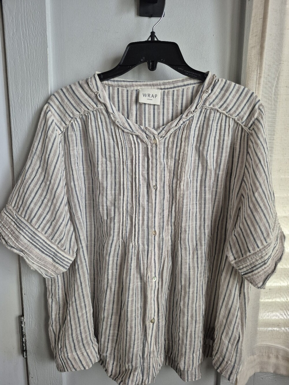 Wrap London Beige and Blue Striped Short-Sleeve Button-Down Shirt